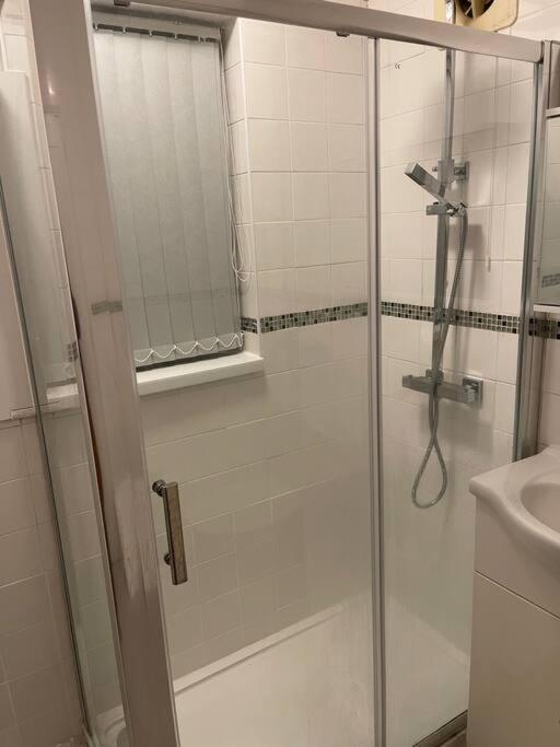 Large Beautiful 3 Bed House In Of Casa vacanze Birmingham