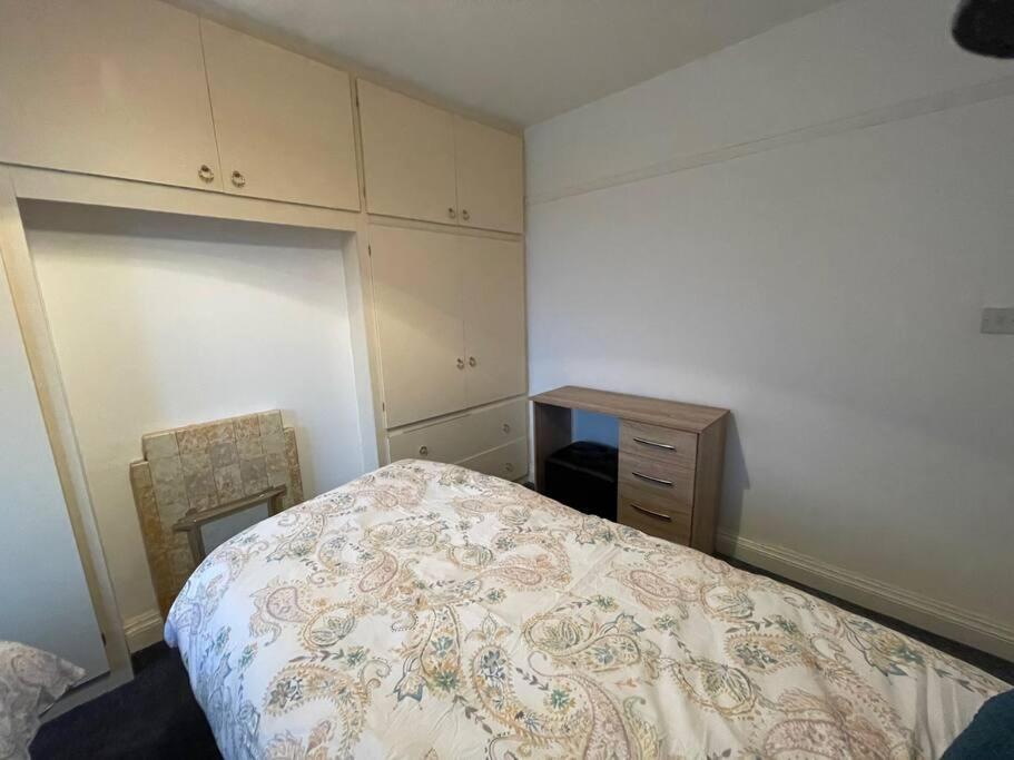 Large Beautiful 3 Bed House In Of * Birmingham